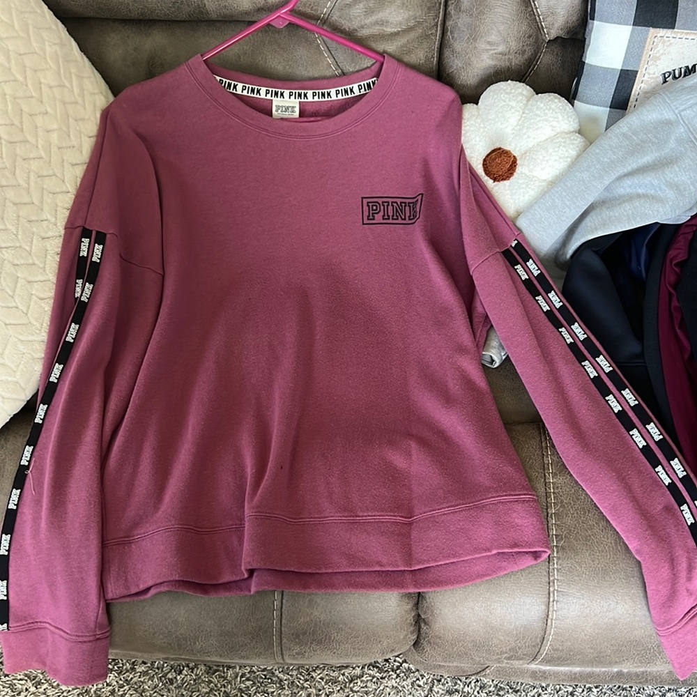 Pink crewneck